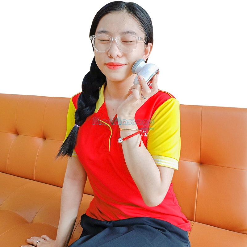 M&aacute;y massage mặt Nikio NK-121