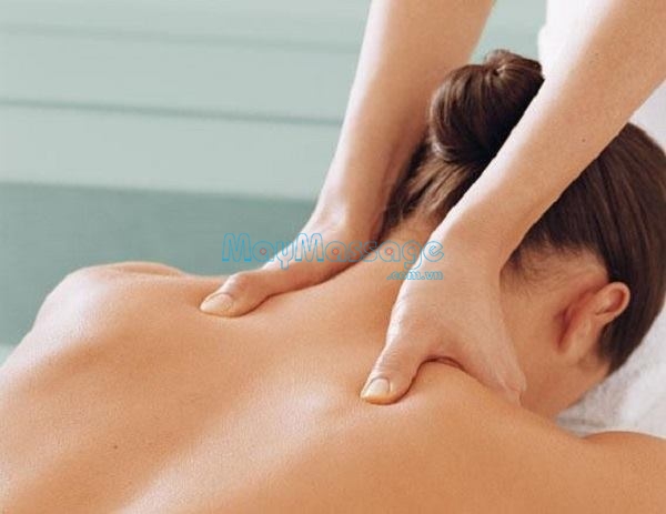 Biện pháp massage, xoa bóp giúp giảm nhanh cơn đau