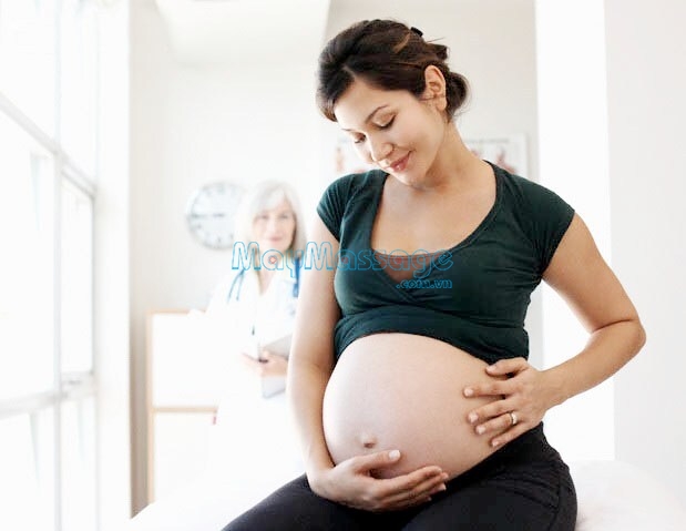 Đau lưng khi mang thai bạn hãy nên áp dụng những tư thế tốt để giảm thiểu đau nhức