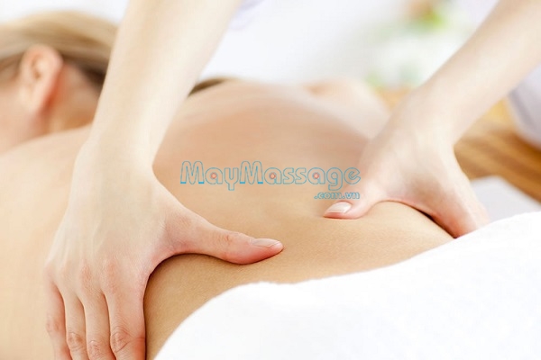 Massage vùng lưng không chỉ giúp giảm đau lưng mà còn giúp cải thiện sức khỏe rất tốt