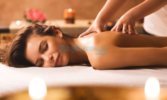 Massage, xoa bóp để giúp giảm đau, lưu thông máu tốt nhất