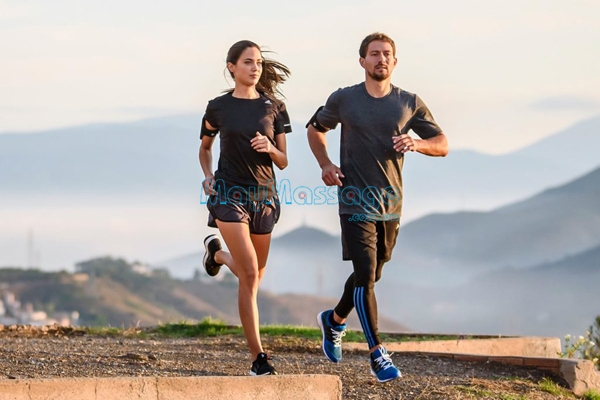 Chạy thể dục sẽ làm giảm calo kích thích giảm cân và mỡ bụn một cách tốt nhất
